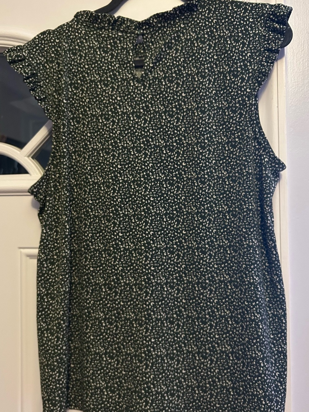 Adrianna Papell Black Floral Dotted Cap Sleeve Blouse